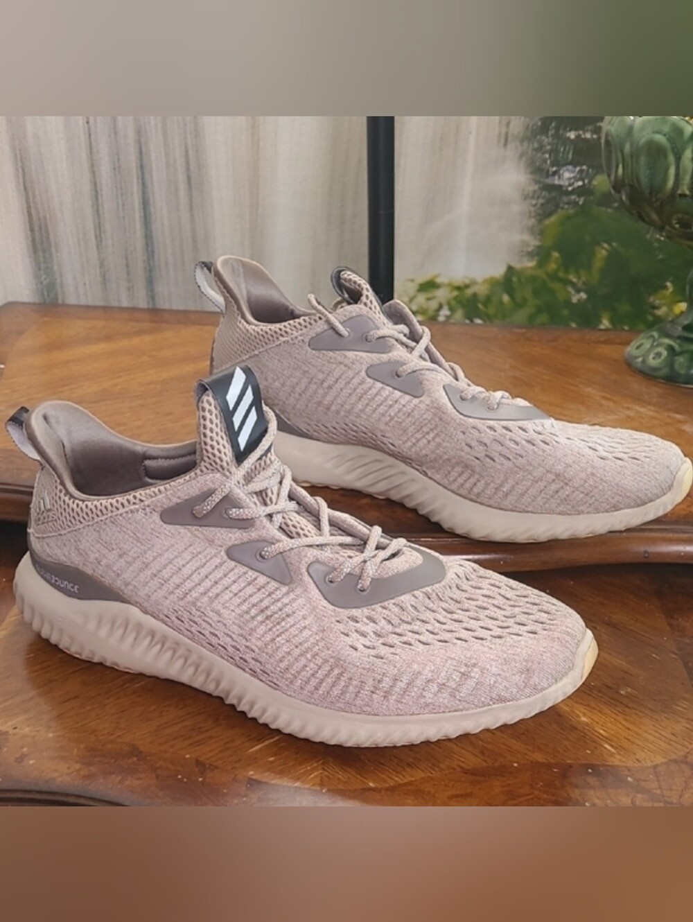 Adidas Alphabounce Mens 9.5 gray athletic lightweight sneakers